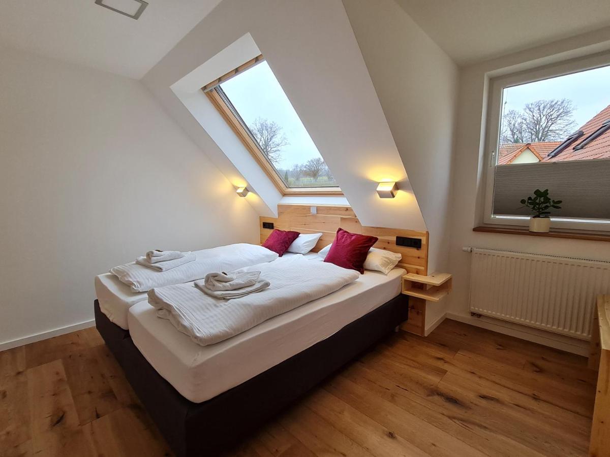 Ferienwohnung Zur Rhon Tischlerei Wiesenthal Extérieur photo